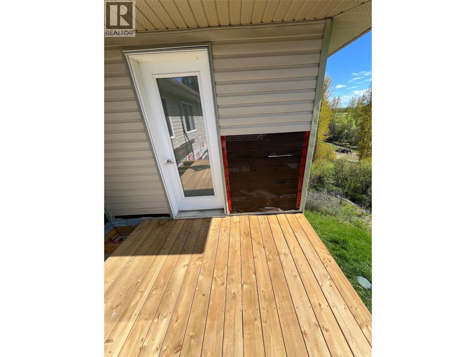 5423 3a Highway, Wynndel, British Columbia  V0B 2N0 - Photo 4 - 10383134