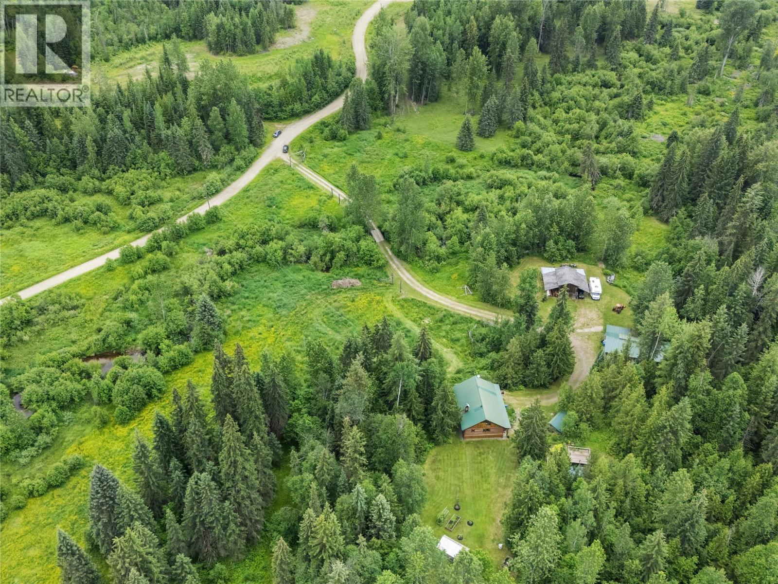 6177 Trout Creek Road, Clearwater, British Columbia  V0E 1N1 - Photo 2 - 10383549