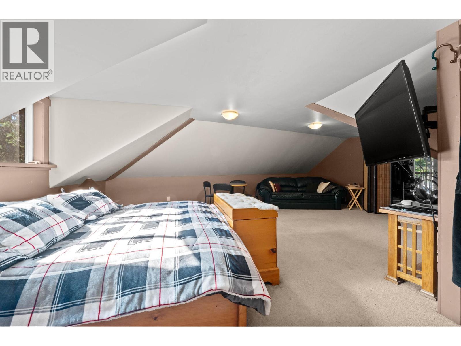 2486 Heffley-Louis Creek Road, Kamloops, British Columbia  V0E 1Z0 - Photo 24 - 10383480