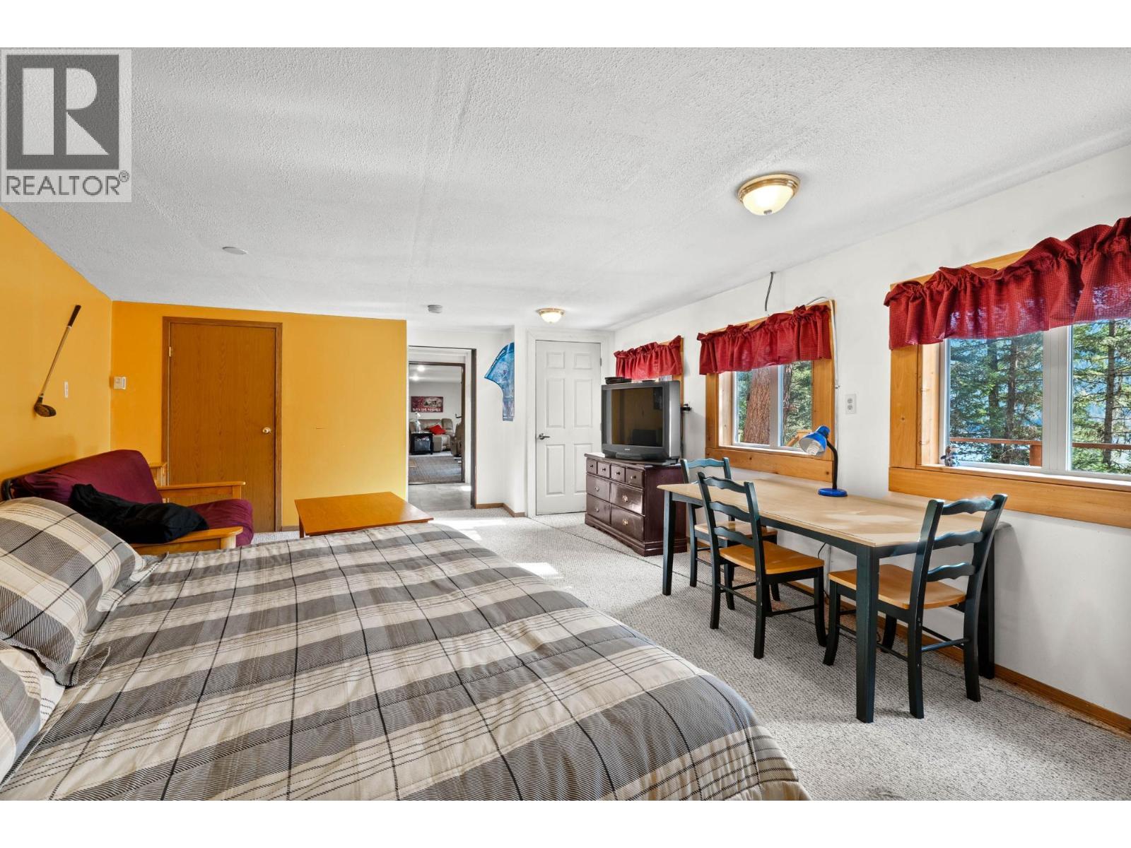 2486 Heffley-Louis Creek Road, Kamloops, British Columbia  V0E 1Z0 - Photo 31 - 10383480