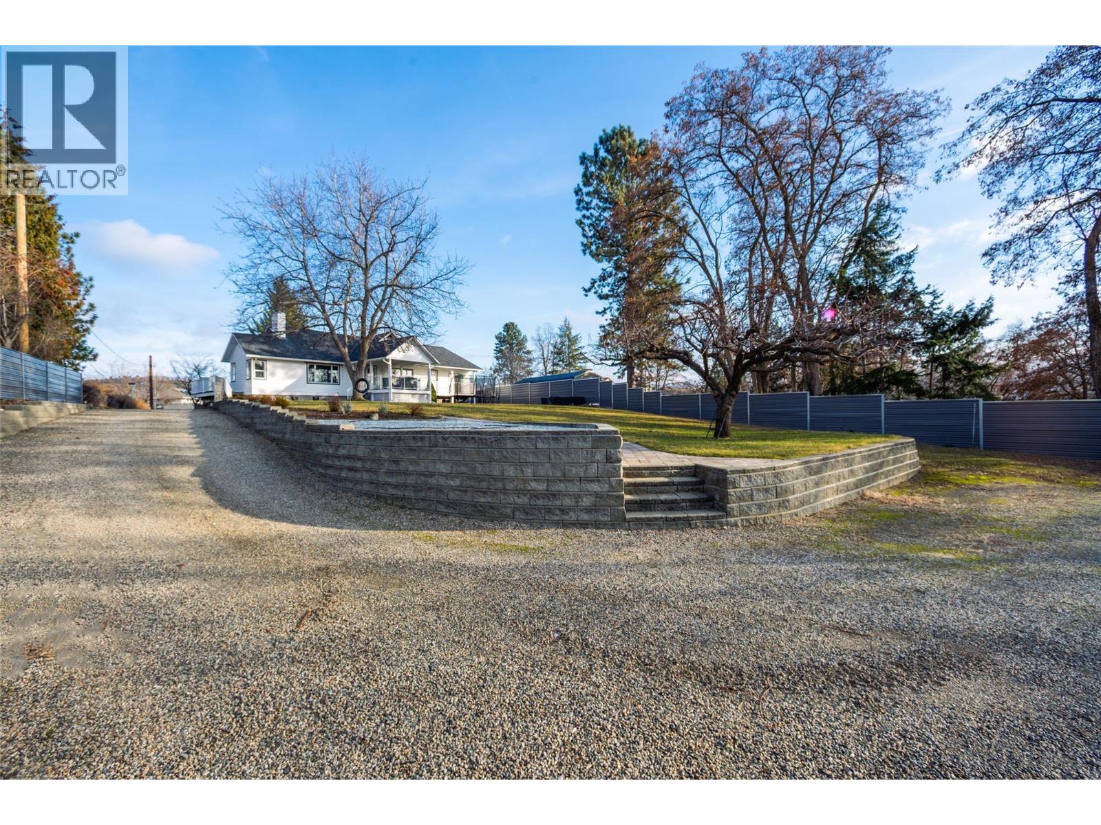 1150 Kelview Street, Kelowna, British Columbia  V1Y 3N8 - Photo 74 - 10383560