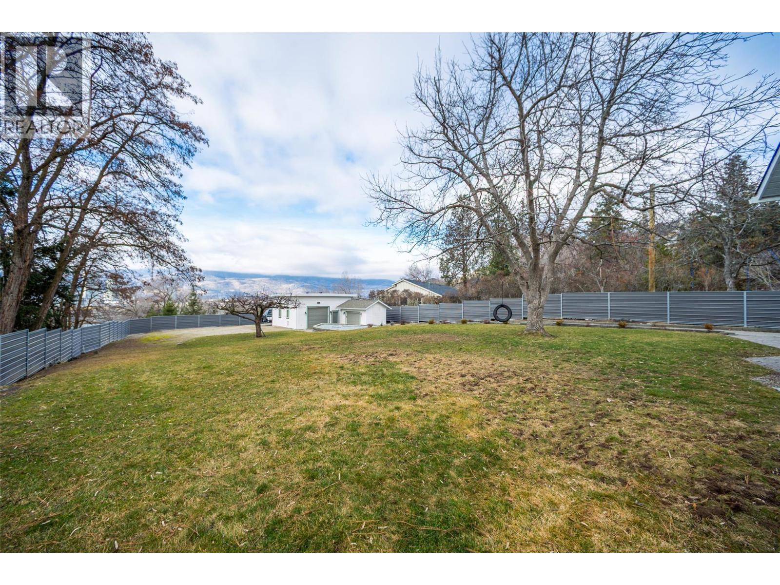 1150 Kelview Street, Kelowna, British Columbia  V1Y 3N8 - Photo 75 - 10383560