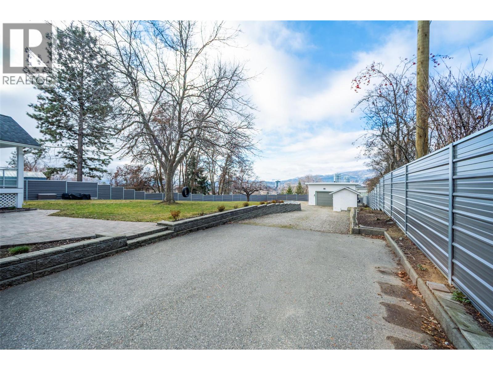 1150 Kelview Street, Kelowna, British Columbia  V1Y 3N8 - Photo 77 - 10383560
