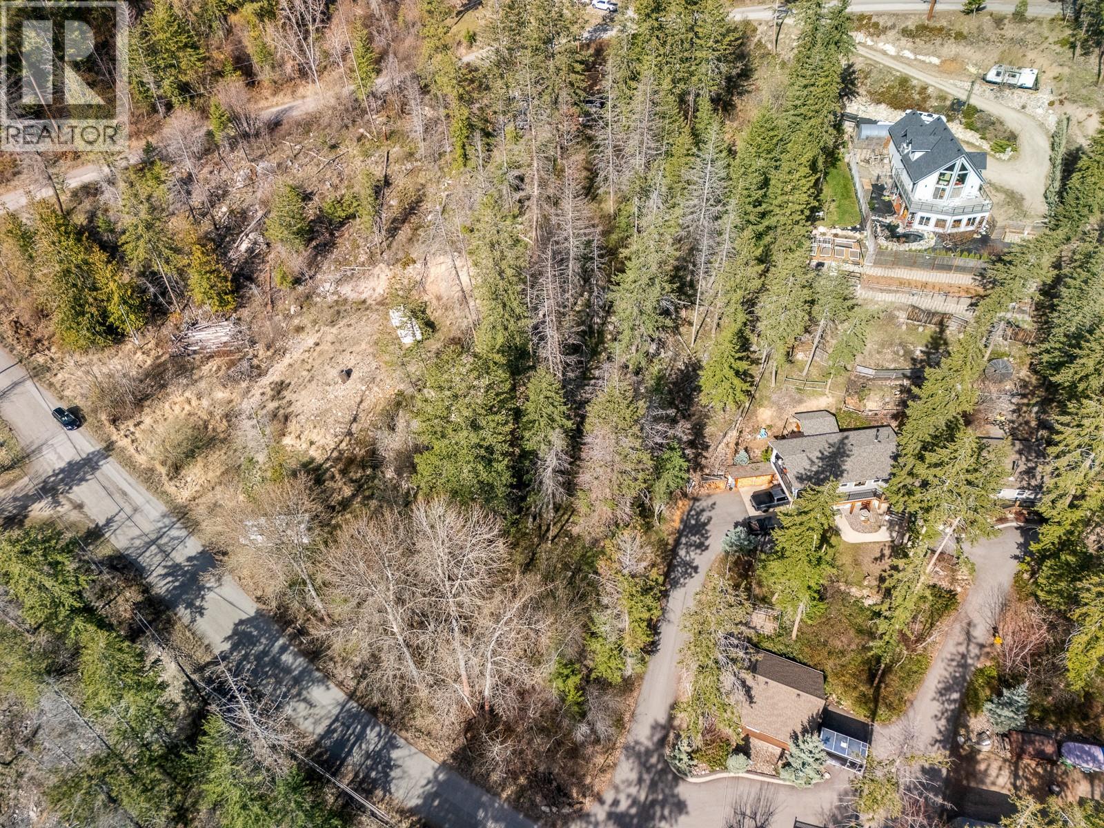 586 Moody Crescent, Vernon, British Columbia  V1H 2C8 - Photo 5 - 10382321