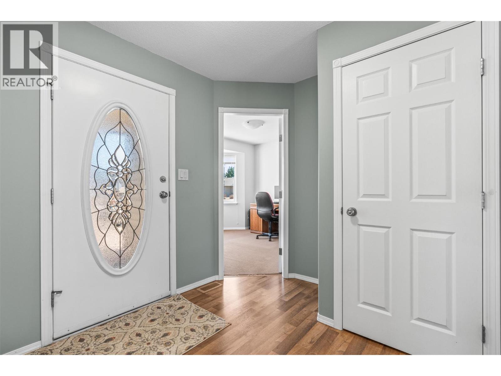 1131 1 Street N, Vernon, British Columbia  V1H 1Z1 - Photo 11 - 10382769