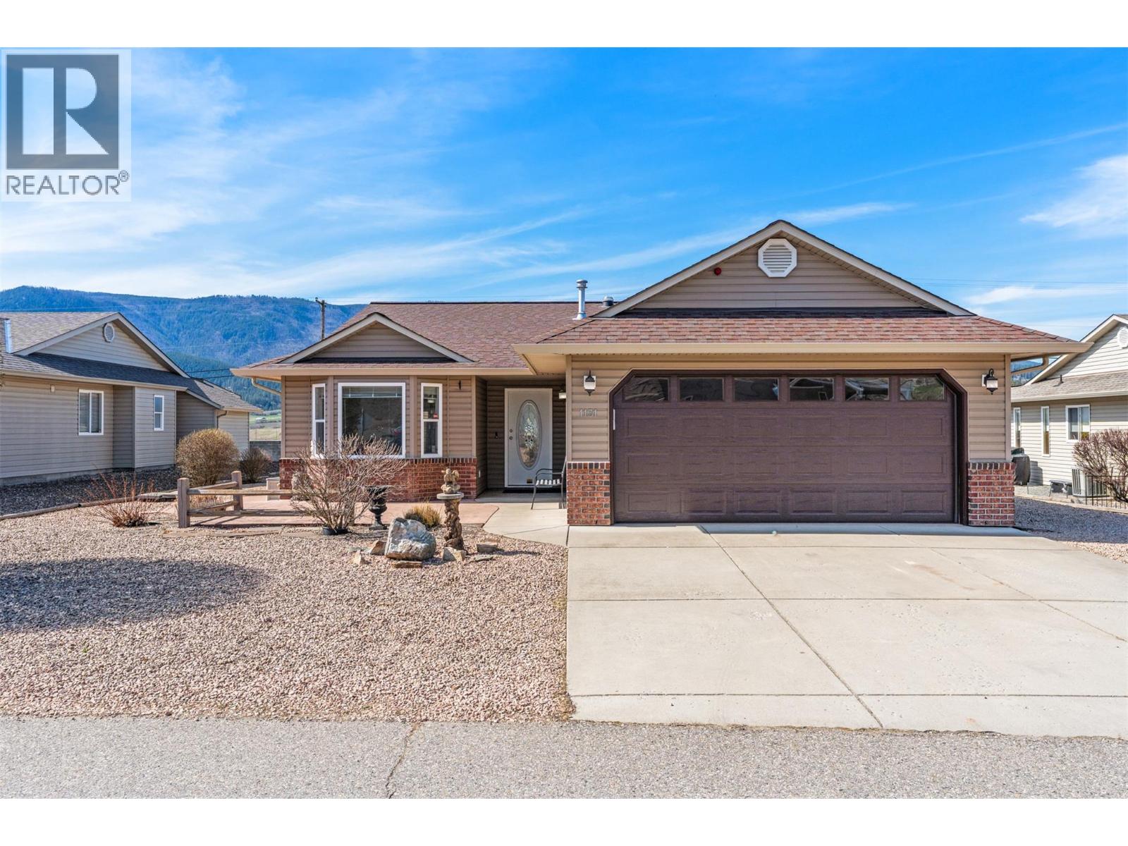 1131 1 Street N, Vernon, British Columbia  V1H 1Z1 - Photo 4 - 10382769