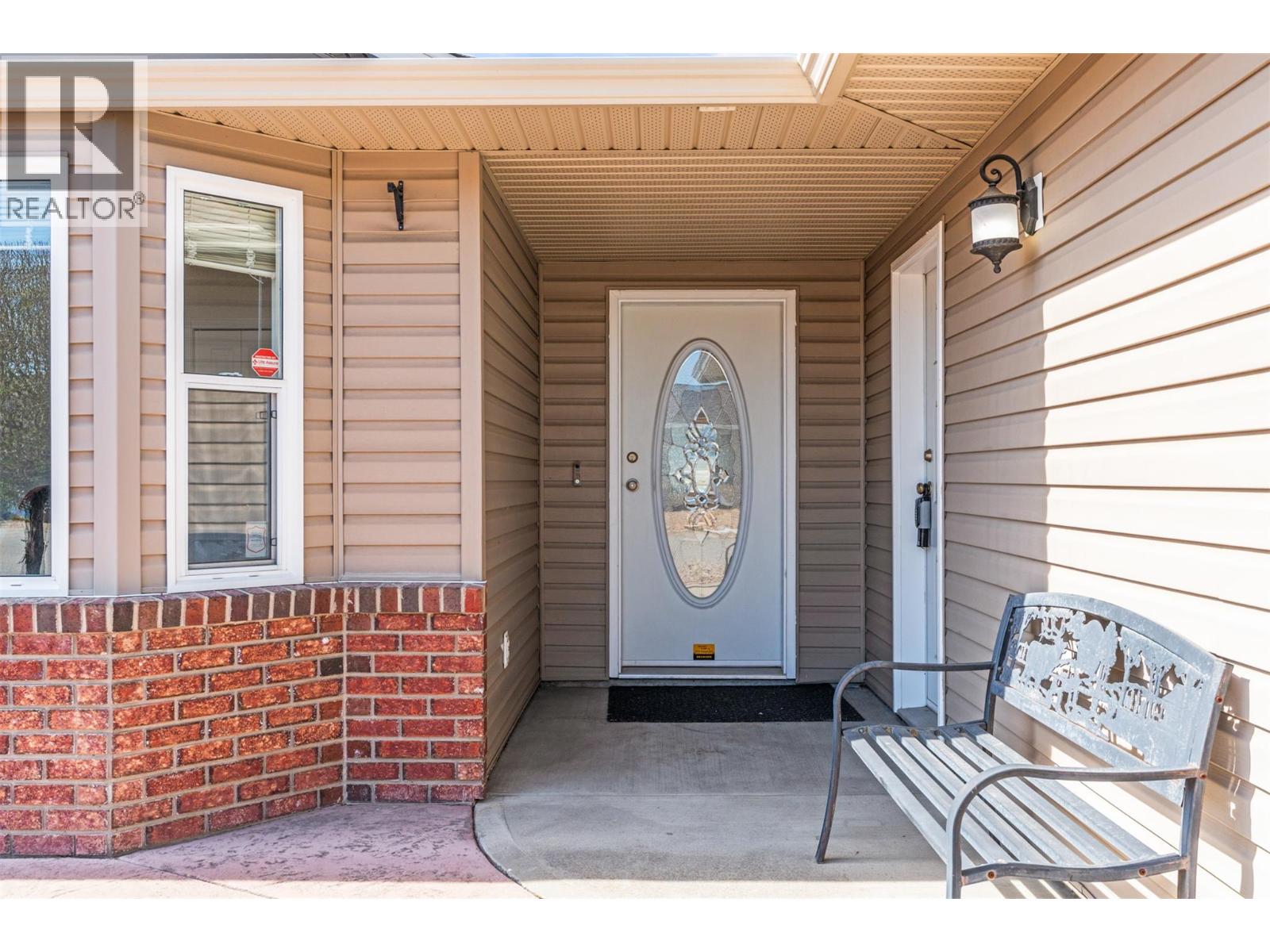 1131 1 Street N, Vernon, British Columbia  V1H 1Z1 - Photo 9 - 10382769