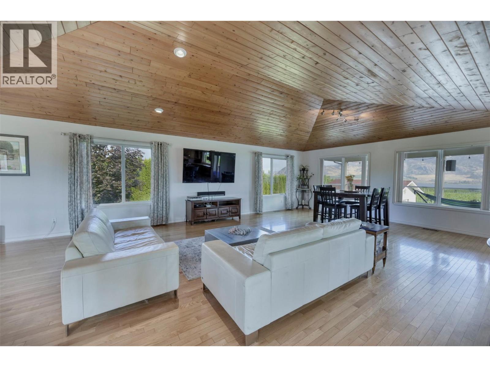 11629 97th Highway, Osoyoos, British Columbia  V0H 1V2 - Photo 18 - 10382692