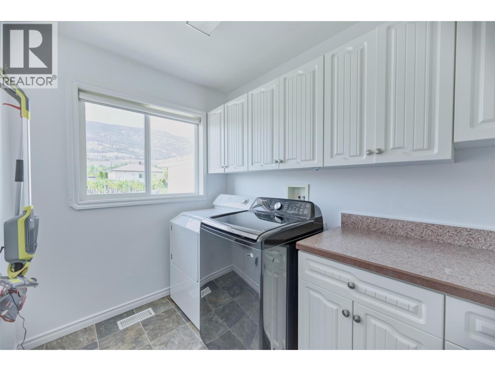 11629 97th Highway, Osoyoos, British Columbia  V0H 1V2 - Photo 28 - 10382692