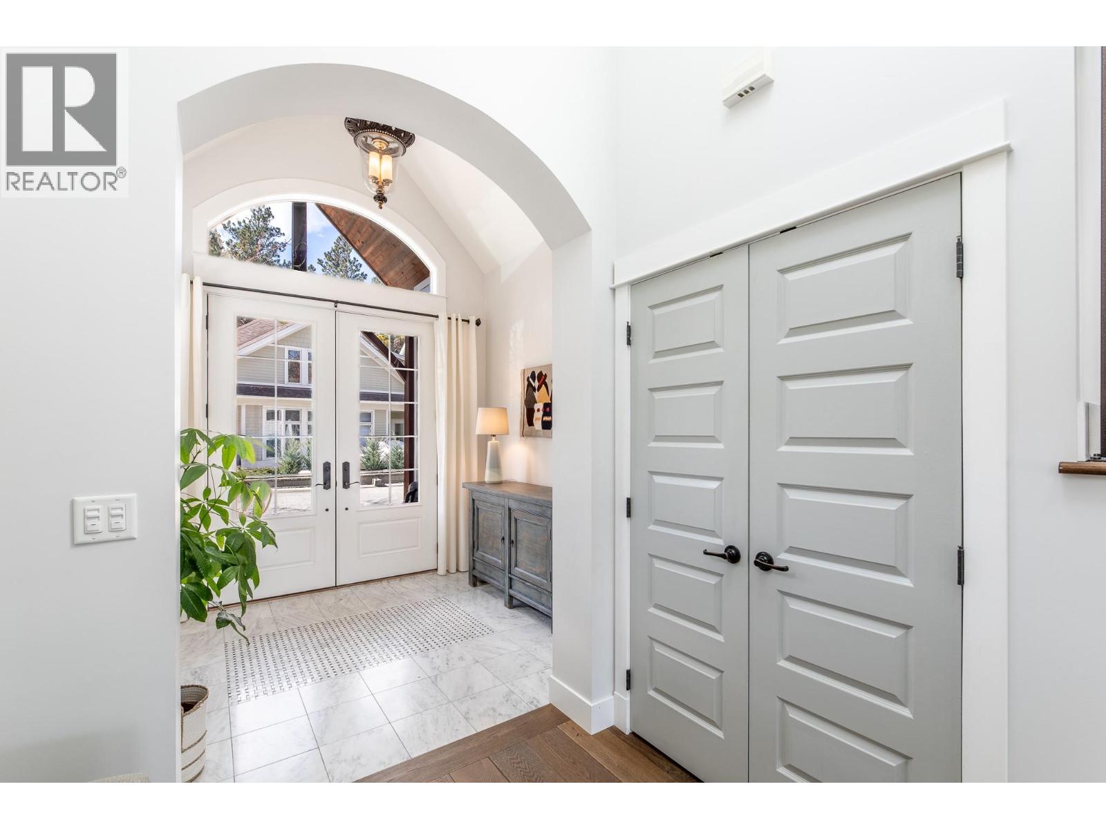 15419 Lakeshore Drive N Unit# 11, Summerland, British Columbia  V0H 1Z6 - Photo 2 - 10383612