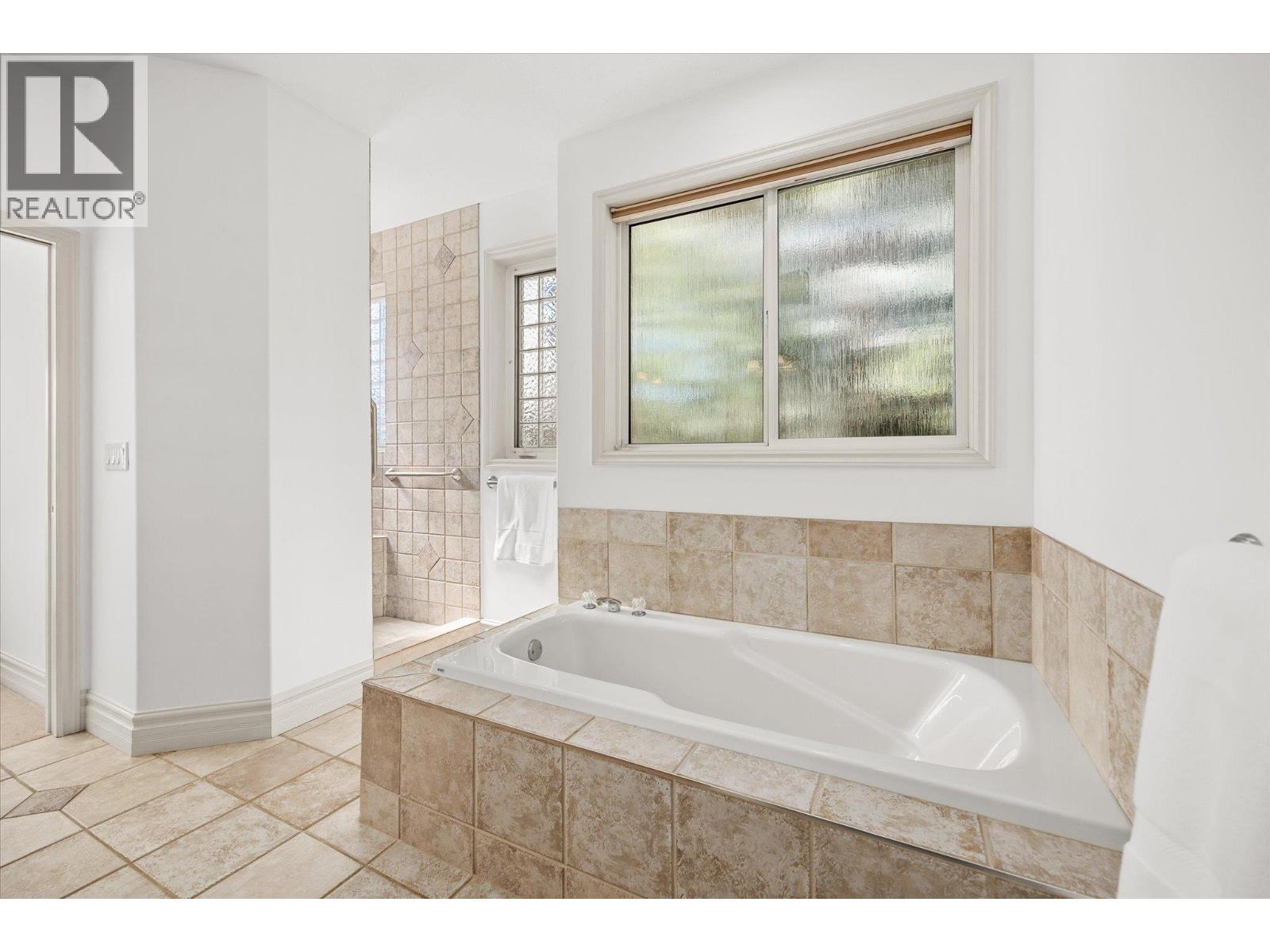 6157 Gillam Crescent, Peachland, British Columbia  V0H 1X4 - Photo 36 - 10383316