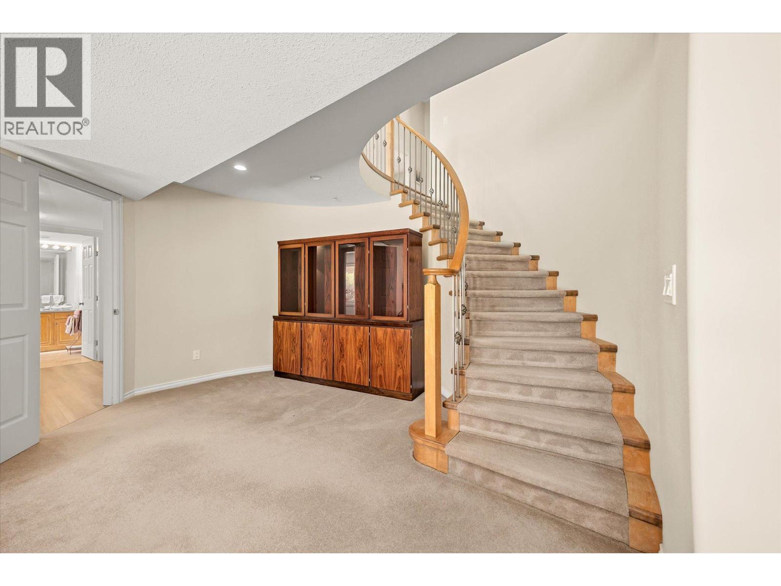 6157 Gillam Crescent, Peachland, British Columbia  V0H 1X4 - Photo 44 - 10383316