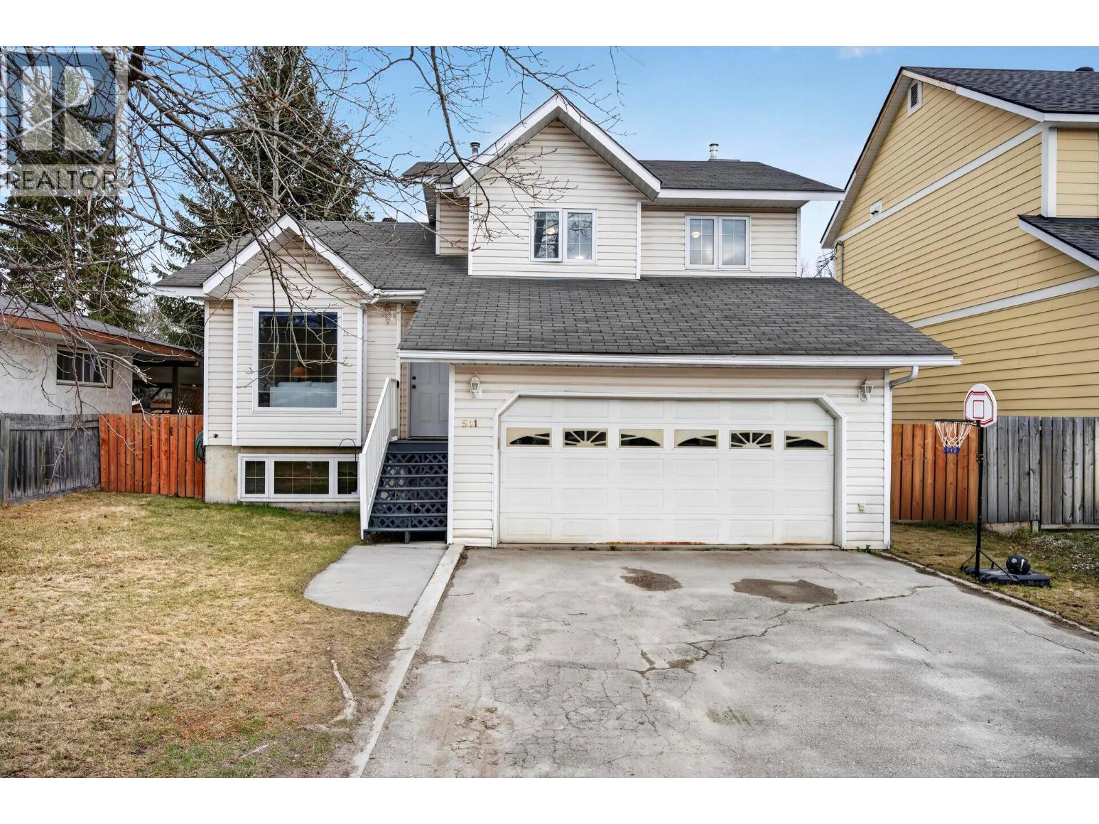 511 10th  S Street, Golden, British Columbia  V0A 1H0 - Photo 1 - 10383609