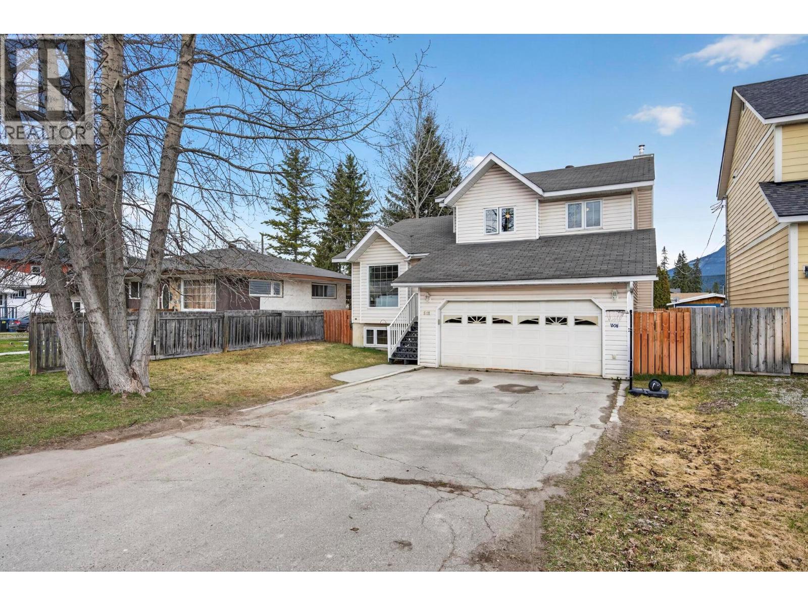 511 10th  S Street, Golden, British Columbia  V0A 1H0 - Photo 71 - 10383609