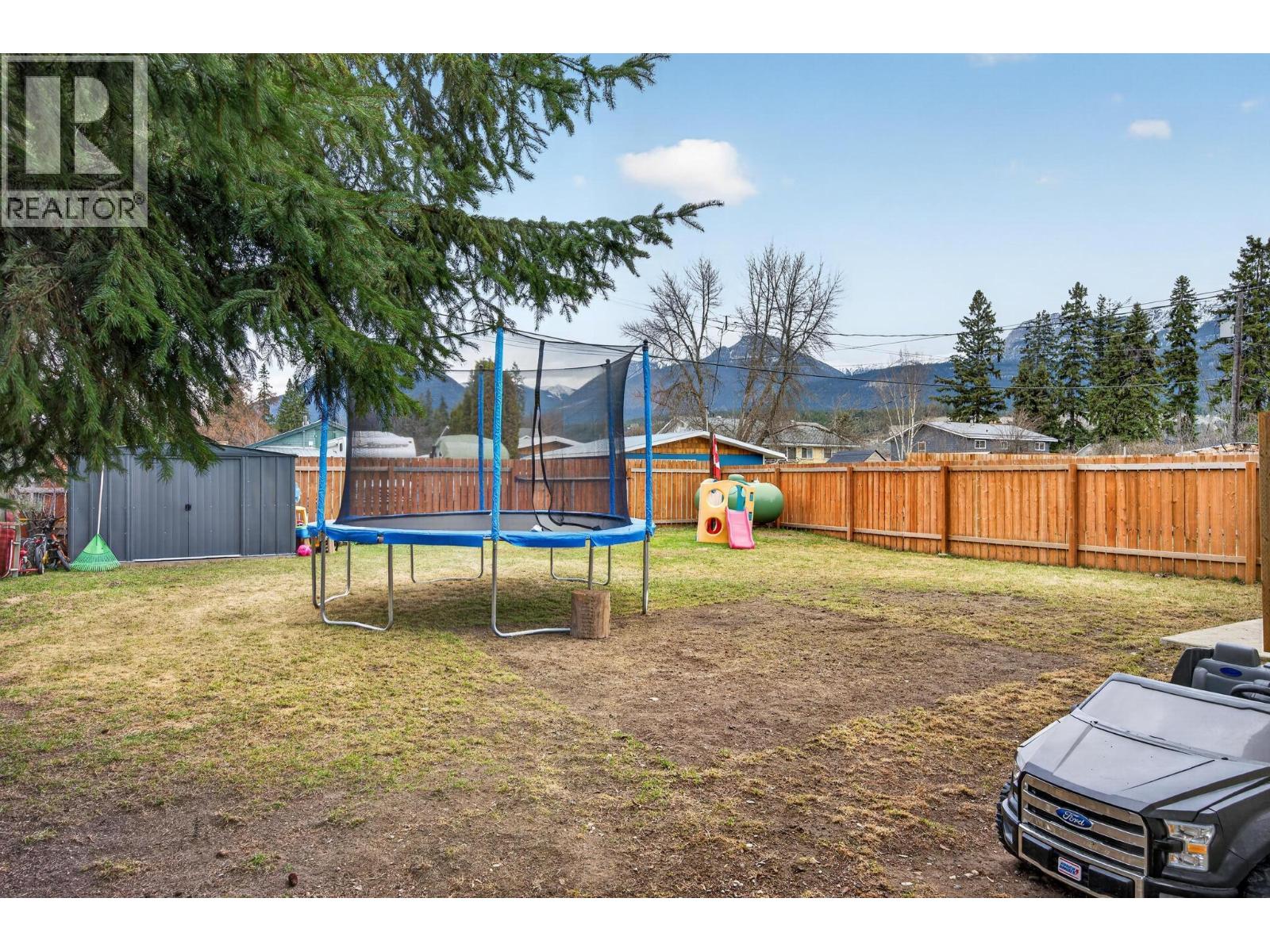 511 10th  S Street, Golden, British Columbia  V0A 1H0 - Photo 73 - 10383609