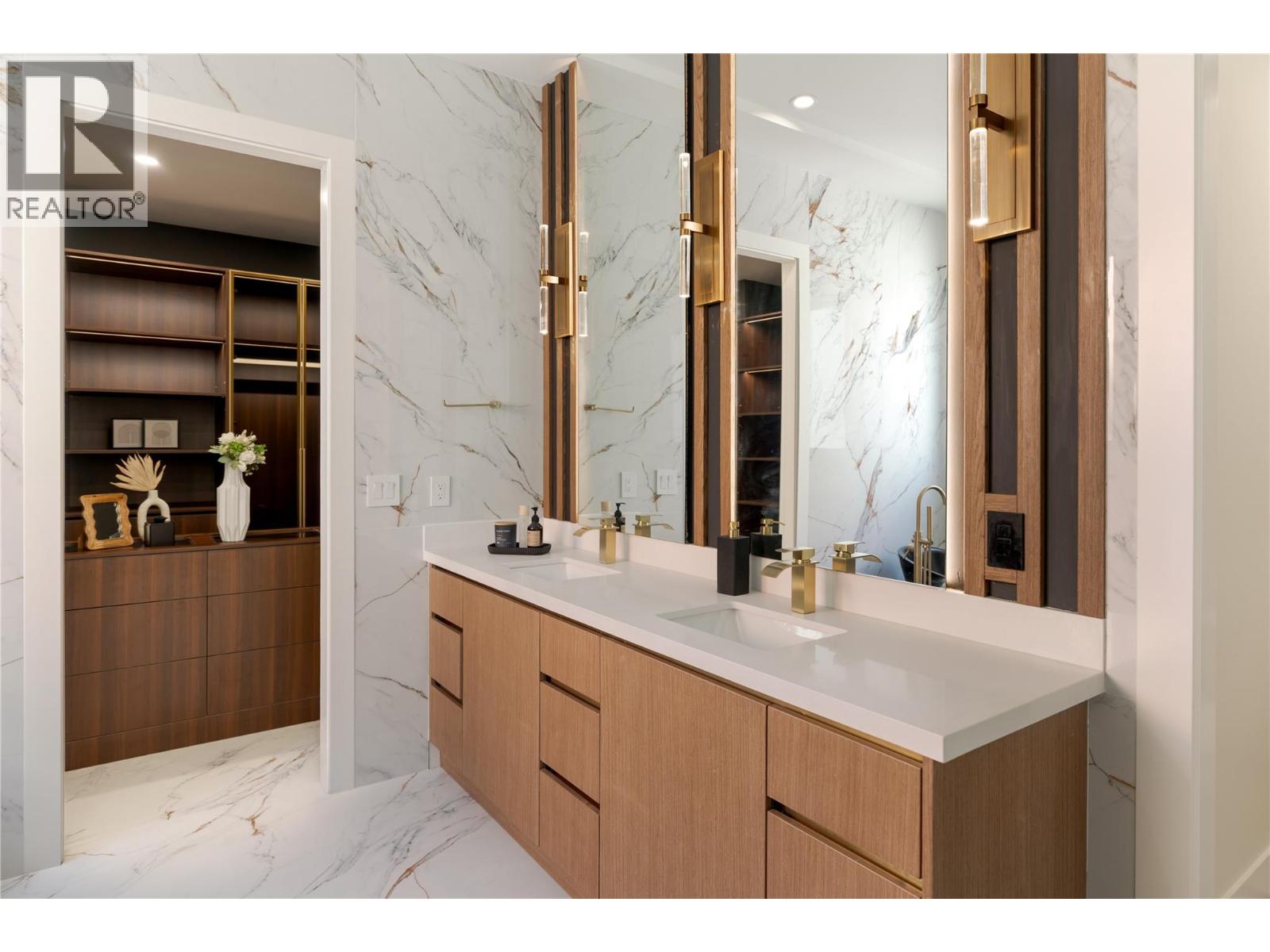 1016 Emslie Street, Kelowna, British Columbia  V1W 0C3 - Photo 21 - 10383477