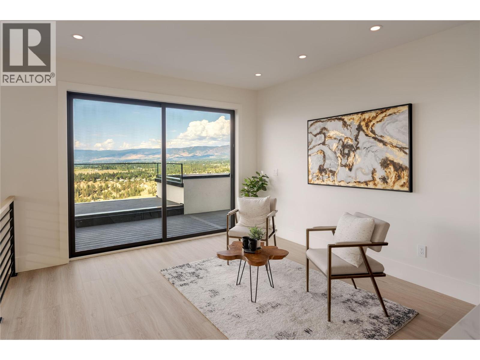 1016 Emslie Street, Kelowna, British Columbia  V1W 0C3 - Photo 30 - 10383477