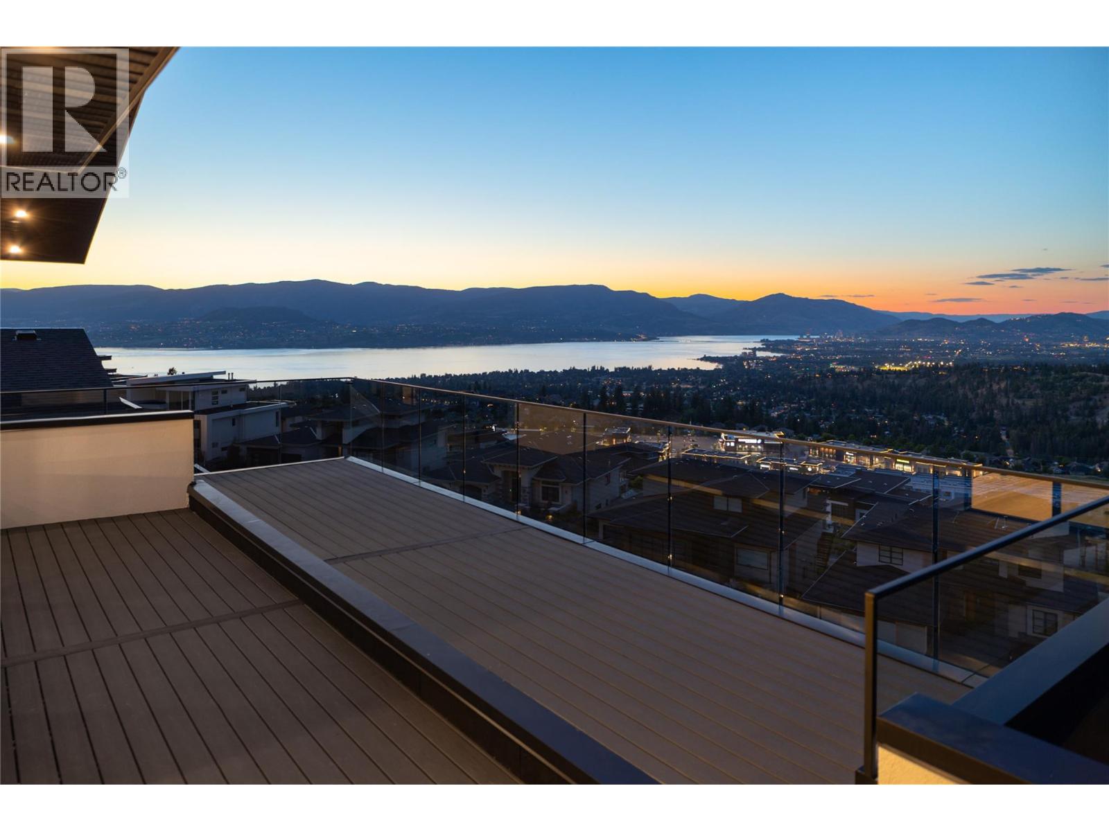 1016 Emslie Street, Kelowna, British Columbia  V1W 0C3 - Photo 31 - 10383477