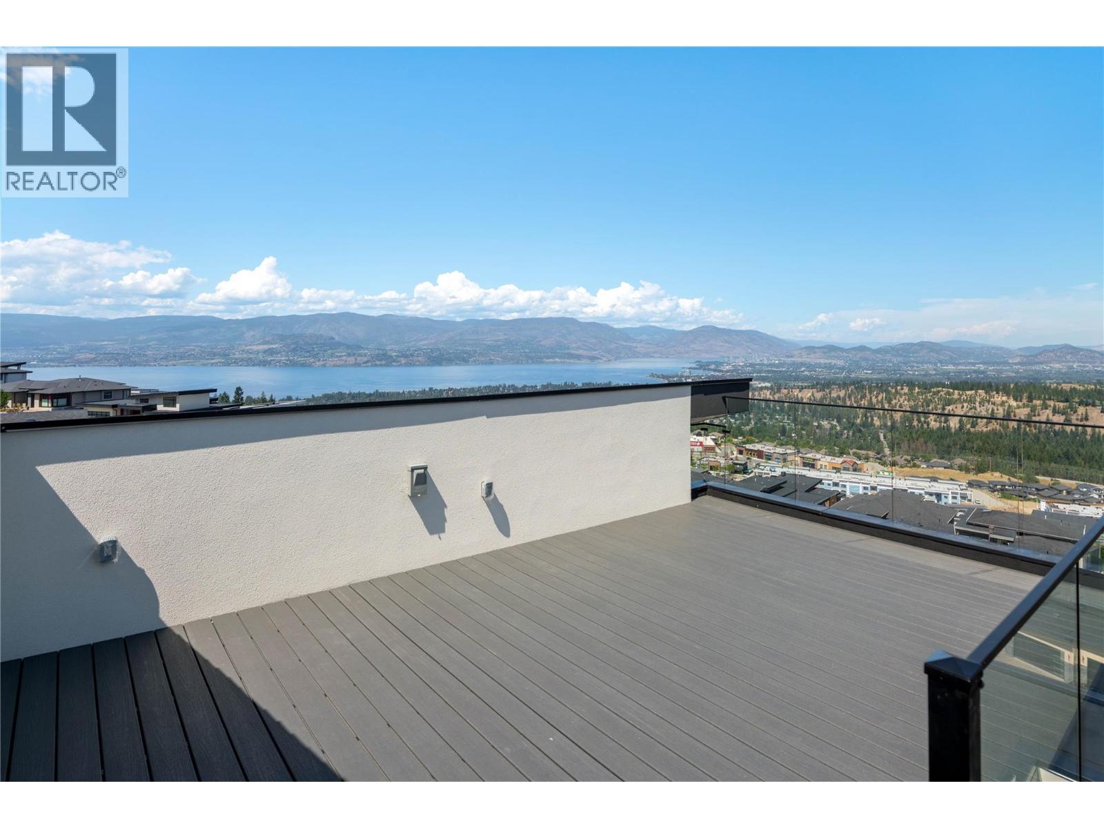 1016 Emslie Street, Kelowna, British Columbia  V1W 0C3 - Photo 38 - 10383477