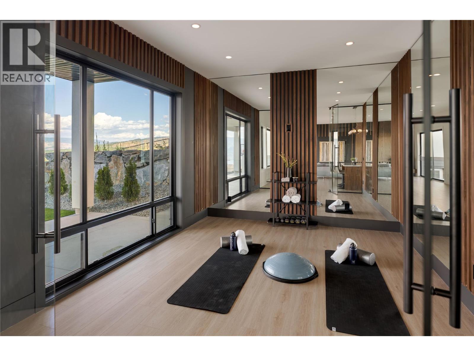 1016 Emslie Street, Kelowna, British Columbia  V1W 0C3 - Photo 54 - 10383477