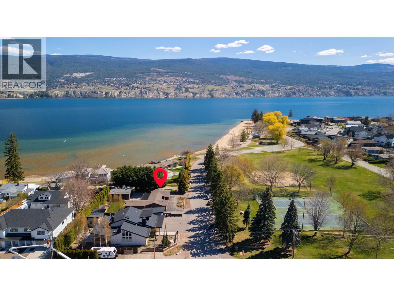 916 Powell Beach Road, Summerland, British Columbia  V0H 1Z9 - Photo 1 - 10383377