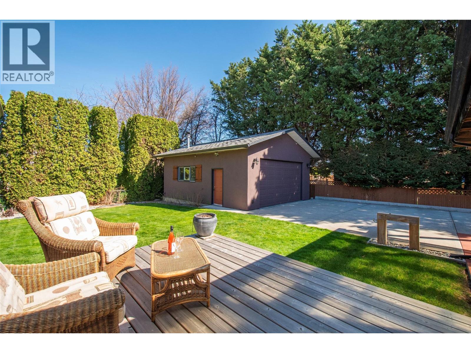 916 Powell Beach Road, Summerland, British Columbia  V0H 1Z9 - Photo 9 - 10383377