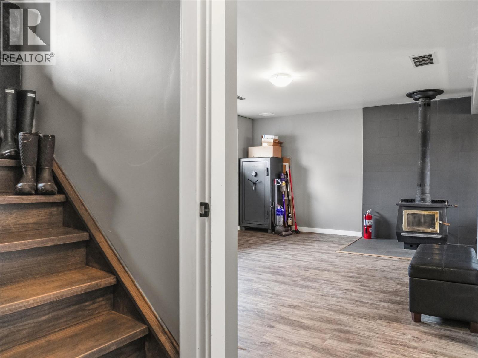 1533 96 Avenue, Dawson Creek, British Columbia  V1G 1L7 - Photo 28 - 10383634