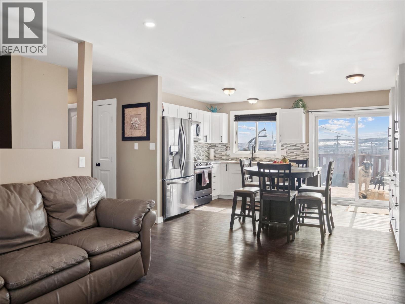 1533 96 Avenue, Dawson Creek, British Columbia  V1G 1L7 - Photo 9 - 10383634