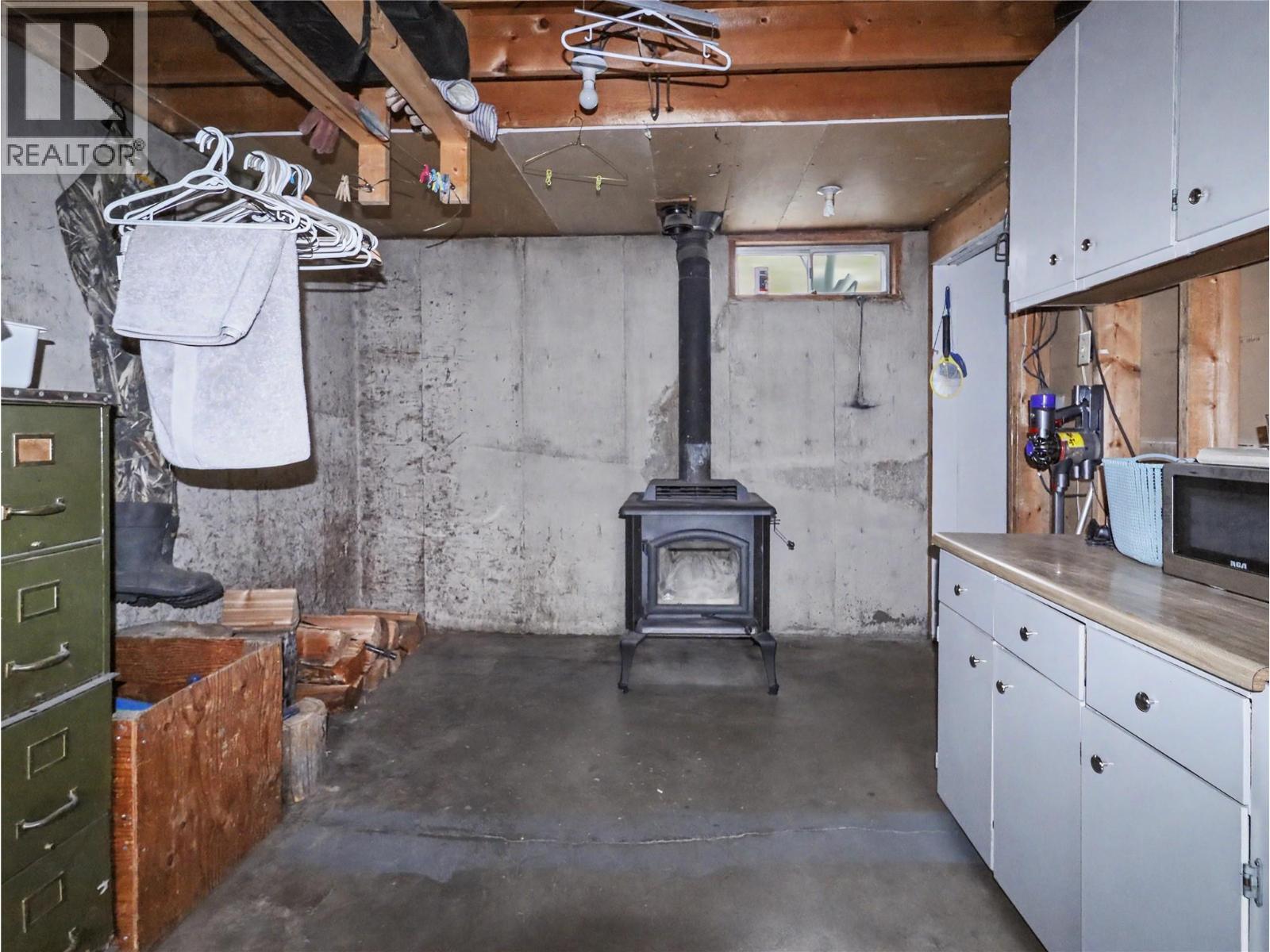 12050 3 Highway, Greenwood, British Columbia  V0H 1J0 - Photo 37 - 10383630