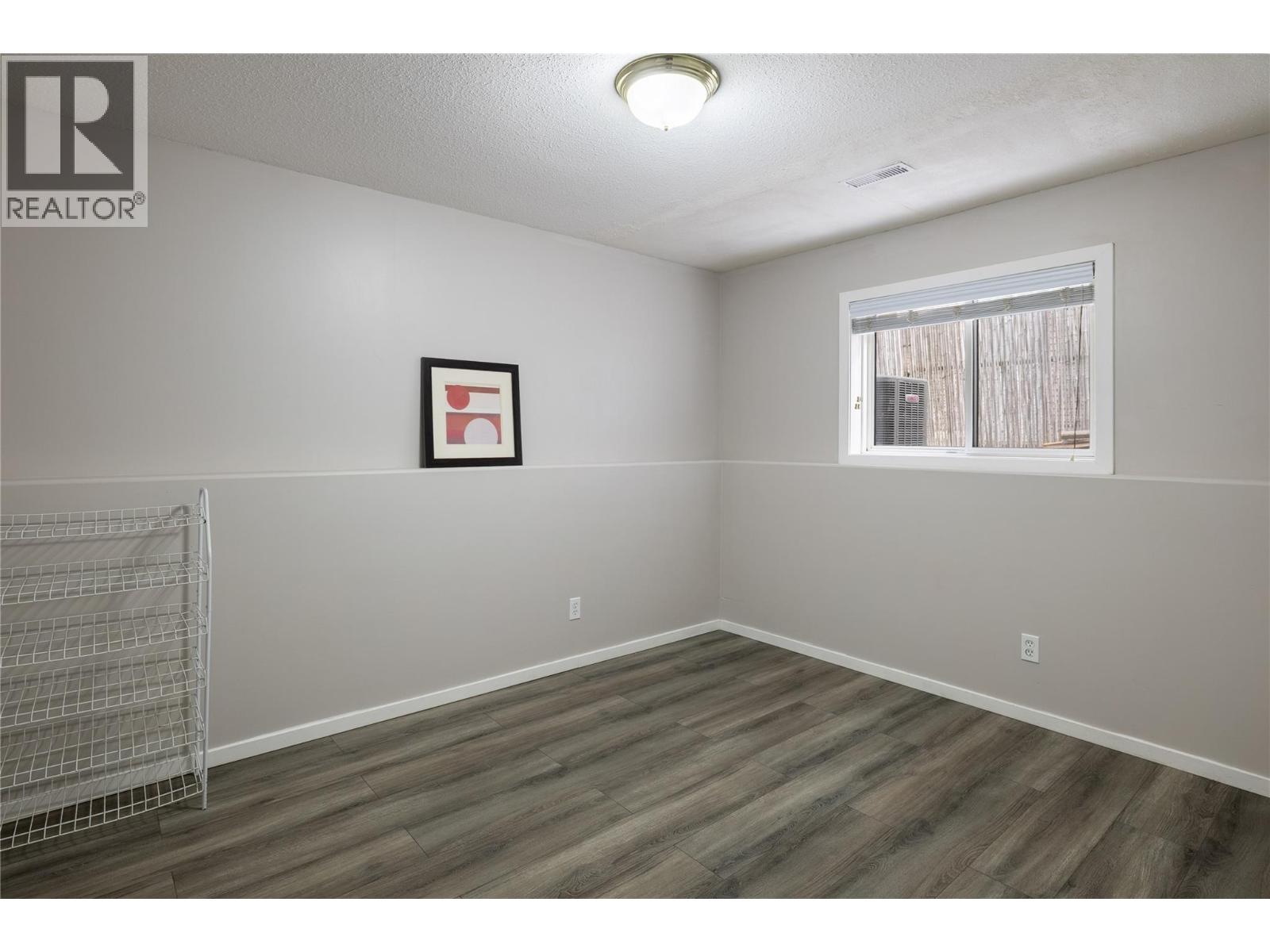 4009 24 Avenue, Vernon, British Columbia  V1T 1M1 - Photo 46 - 10383610