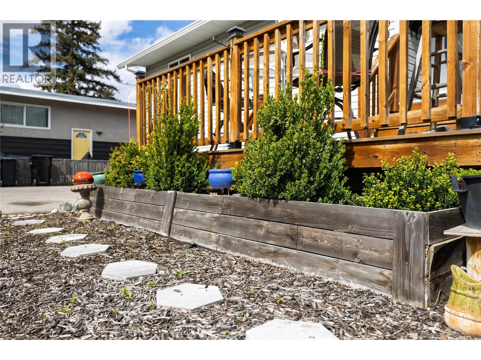 4009 24 Avenue, Vernon, British Columbia  V1T 1M1 - Photo 56 - 10383610