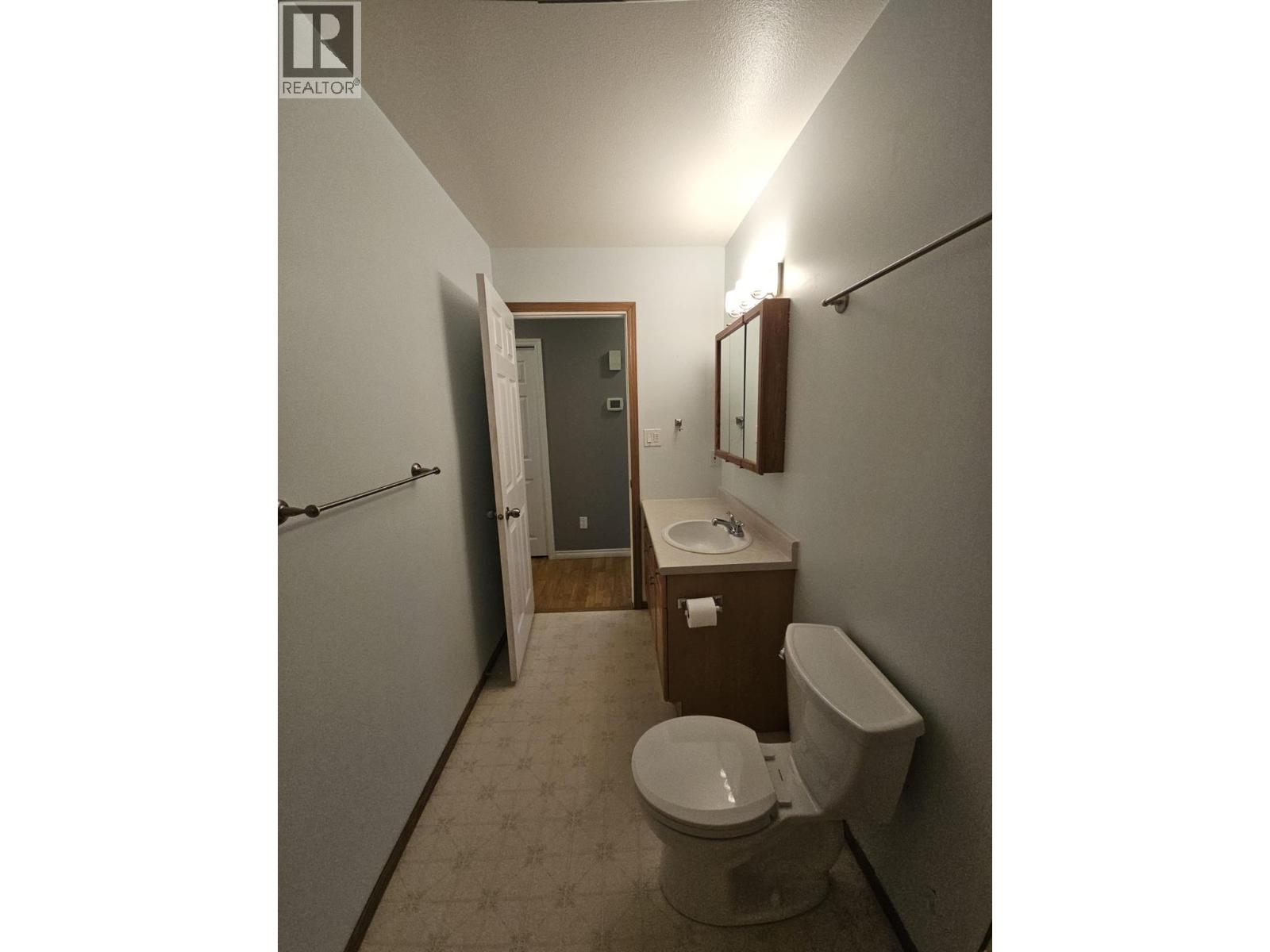 4013 52 Avenue Ne, Chetwynd, British Columbia  V0C 1J0 - Photo 33 - 10382583