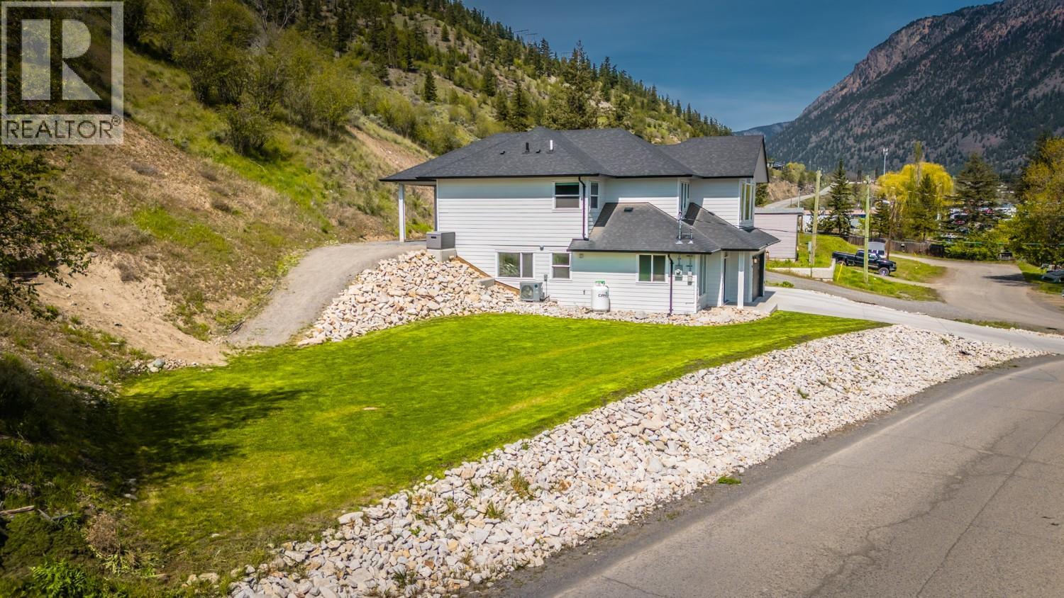 293 Park Drive, Lillooet, British Columbia  V0K 1V0 - Photo 12 - 10383586