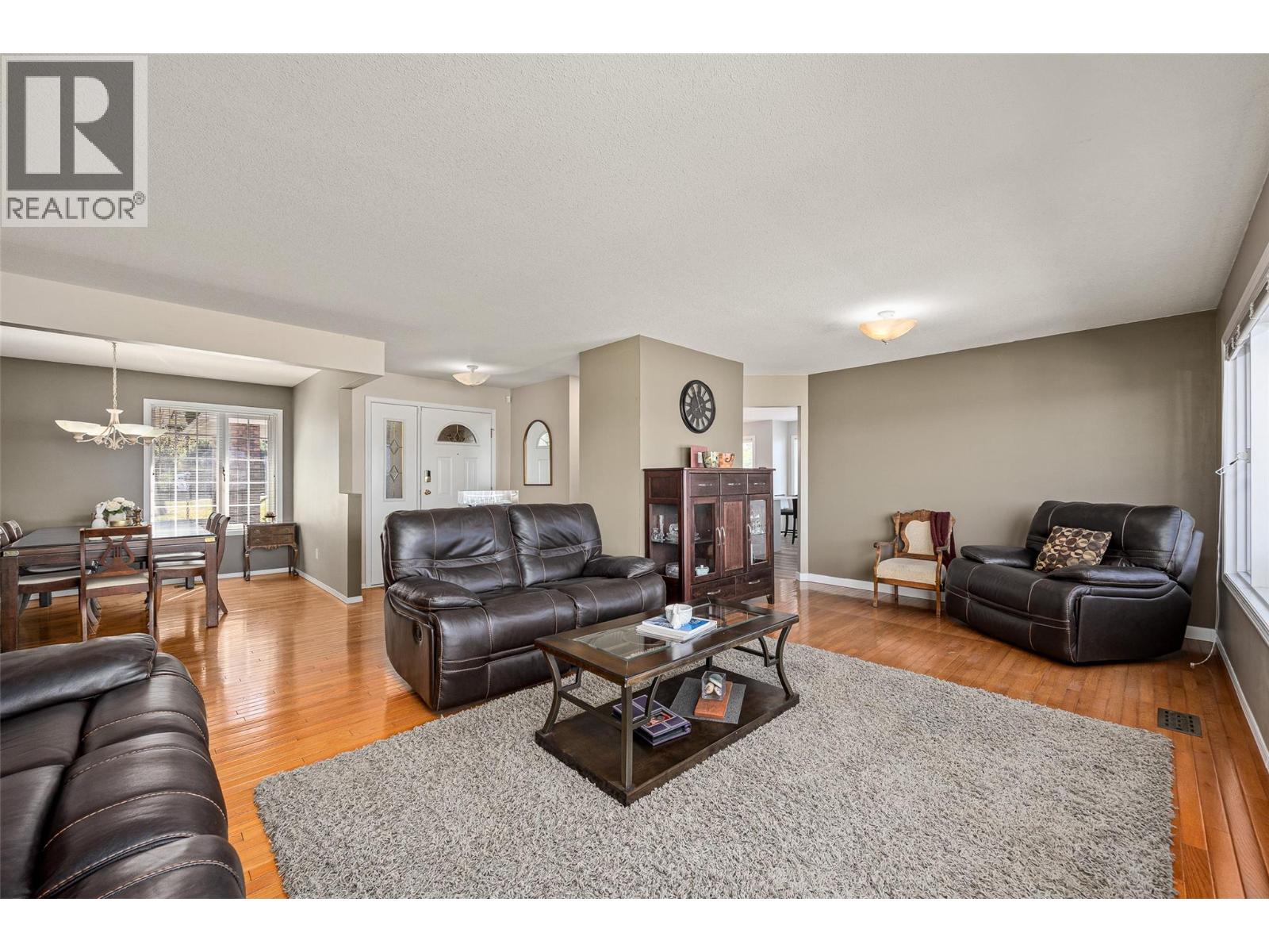 445 Curlew Drive, Kelowna, British Columbia  V1W 4L2 - Photo 11 - 10383239