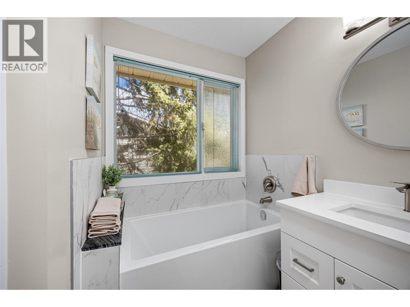 445 Curlew Drive, Kelowna, British Columbia  V1W 4L2 - Photo 34 - 10383239