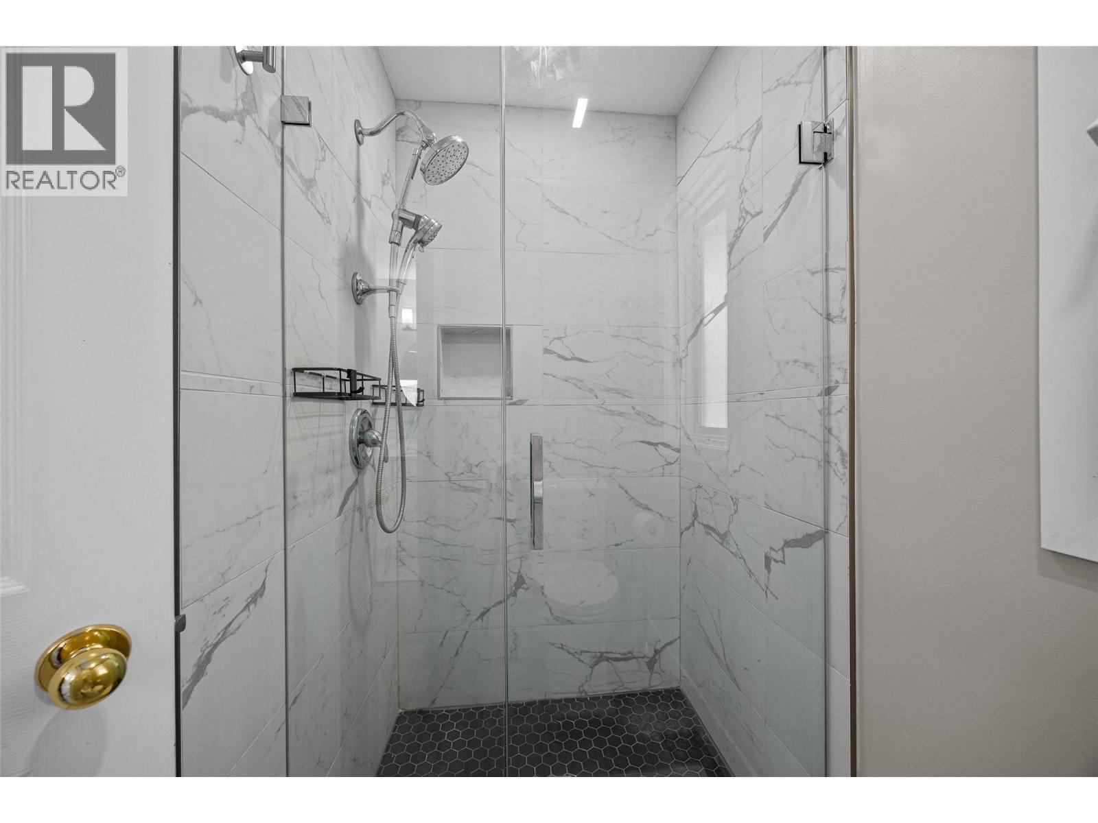 445 Curlew Drive, Kelowna, British Columbia  V1W 4L2 - Photo 35 - 10383239