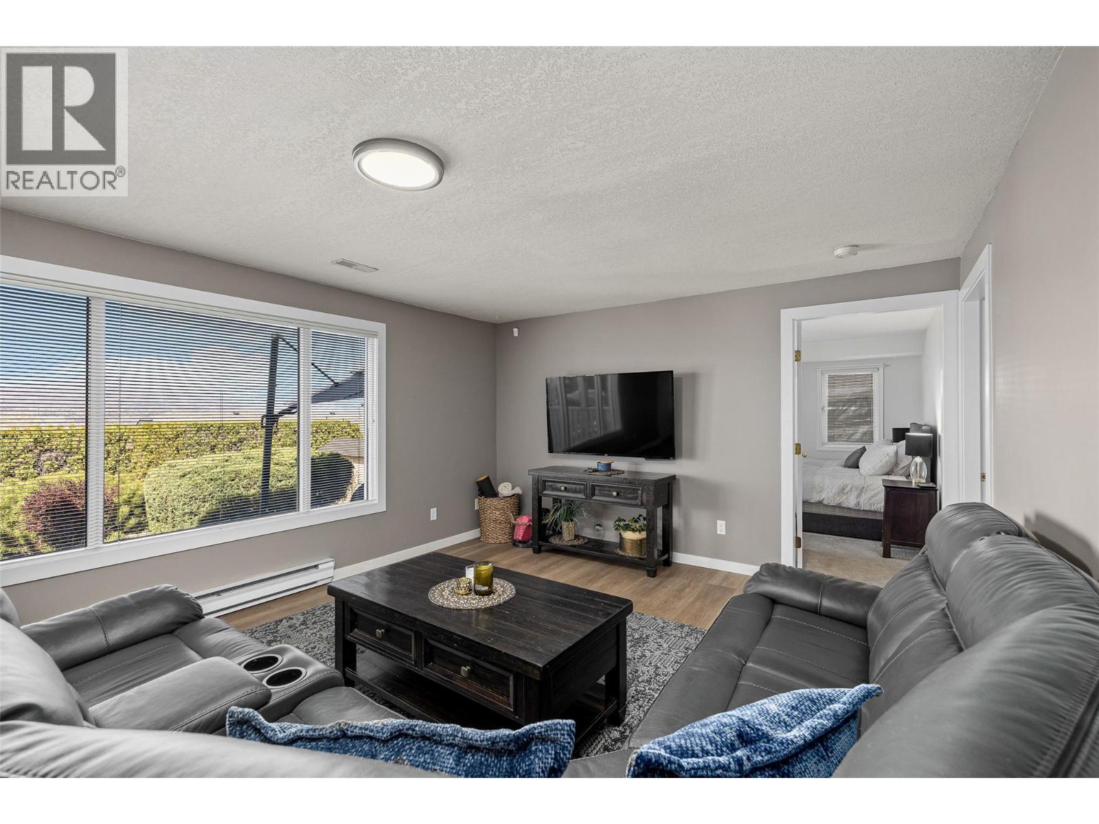 445 Curlew Drive, Kelowna, British Columbia  V1W 4L2 - Photo 45 - 10383239