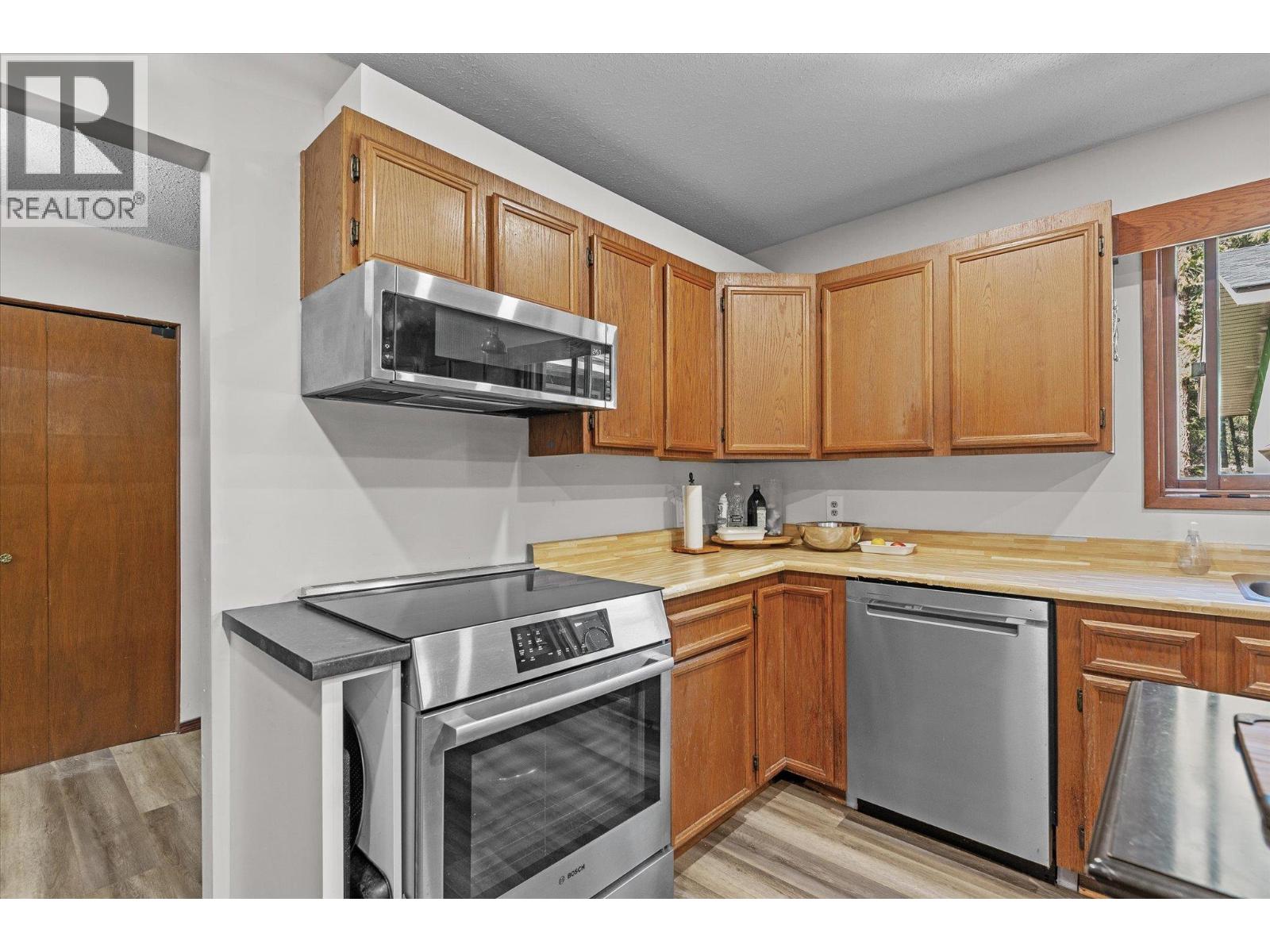 10623 Highway 33 East Highway, Kelowna, British Columbia  V1Y 1J9 - Photo 31 - 10381499