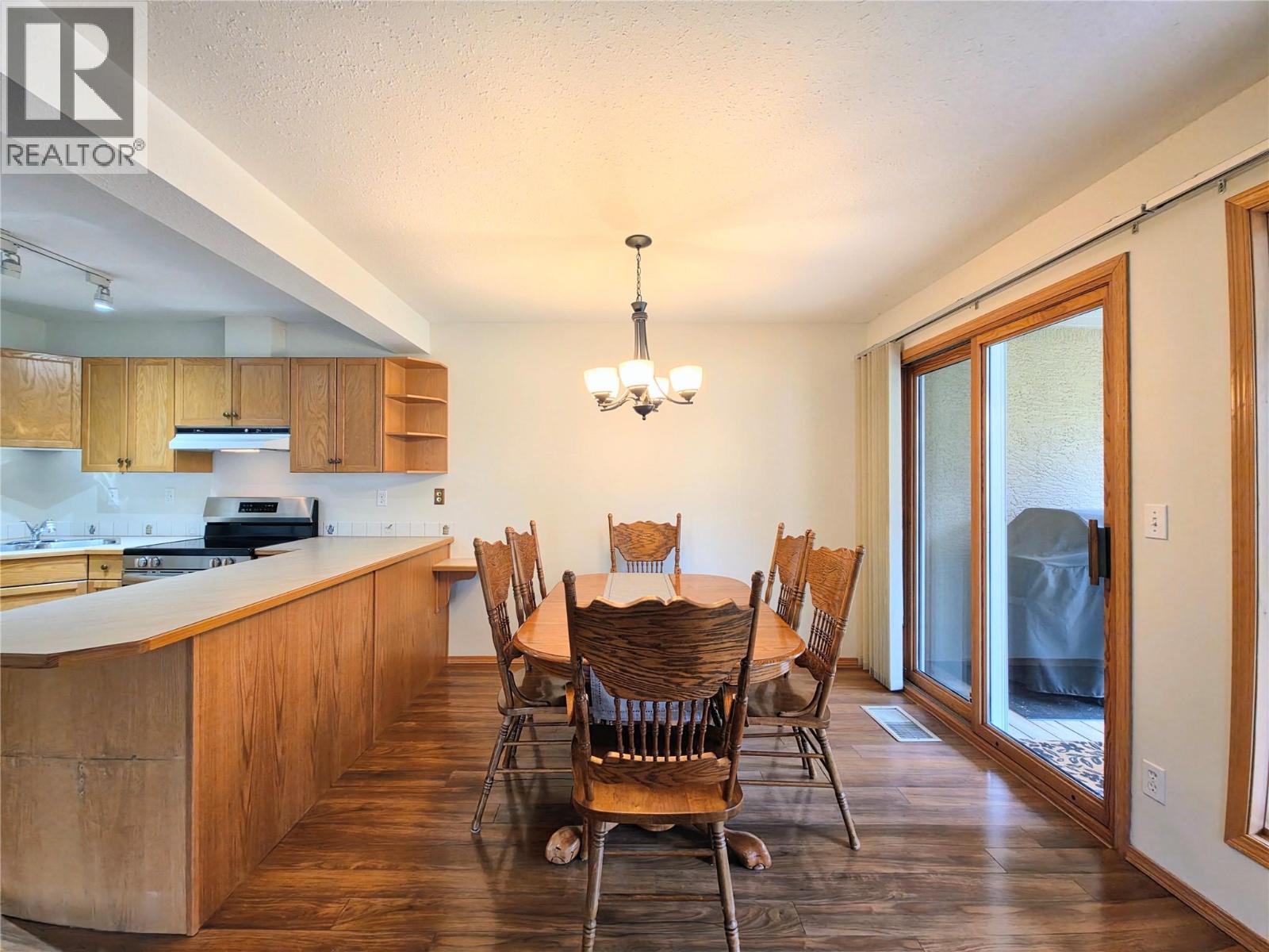 7595 Pioneer Avenue Unit# 8, Radium Hot Springs, British Columbia  V0A 1M0 - Photo 8 - 10383276