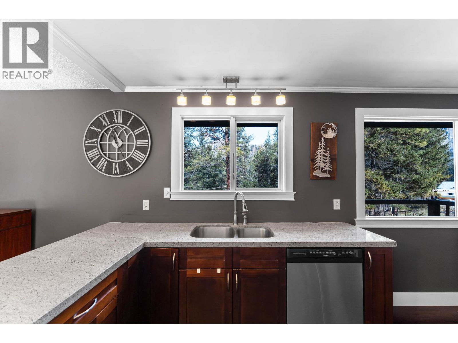 448 Darcy Mountain Road, Princeton, British Columbia  V0X 1W0 - Photo 14 - 10383548