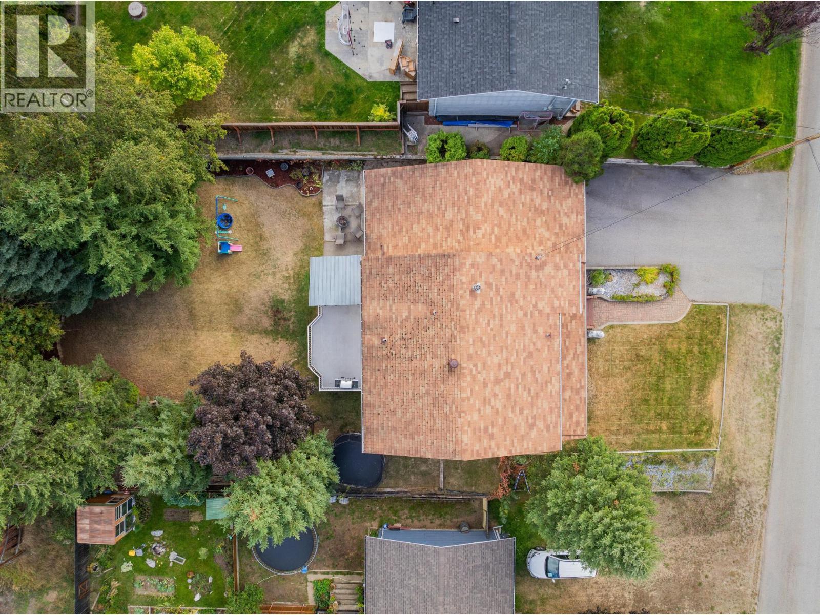 110 Cedar Avenue, Fruitvale, British Columbia  V0G 1L0 - Photo 52 - 10383288