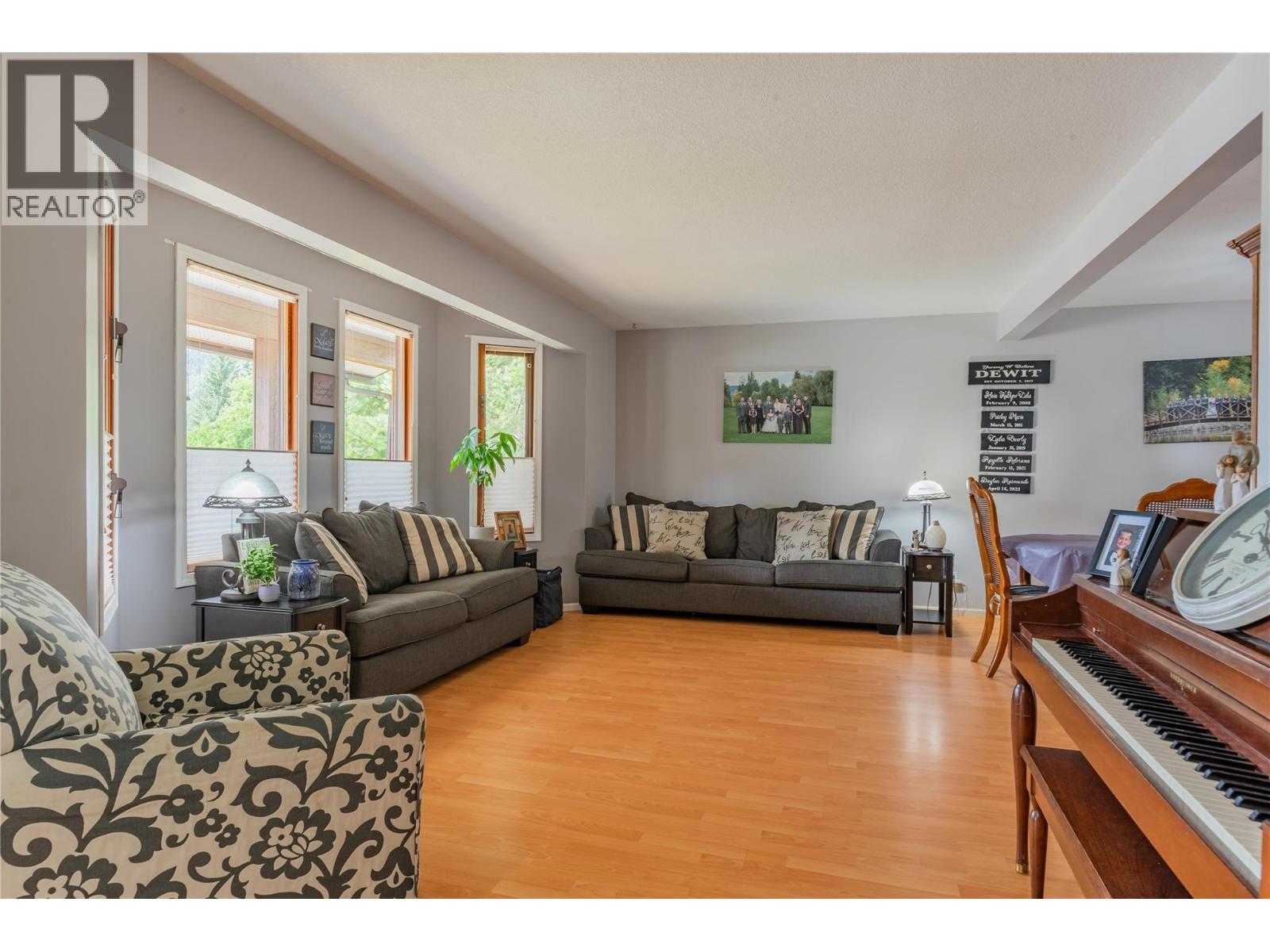 110 Cedar Avenue, Fruitvale, British Columbia  V0G 1L0 - Photo 8 - 10383288