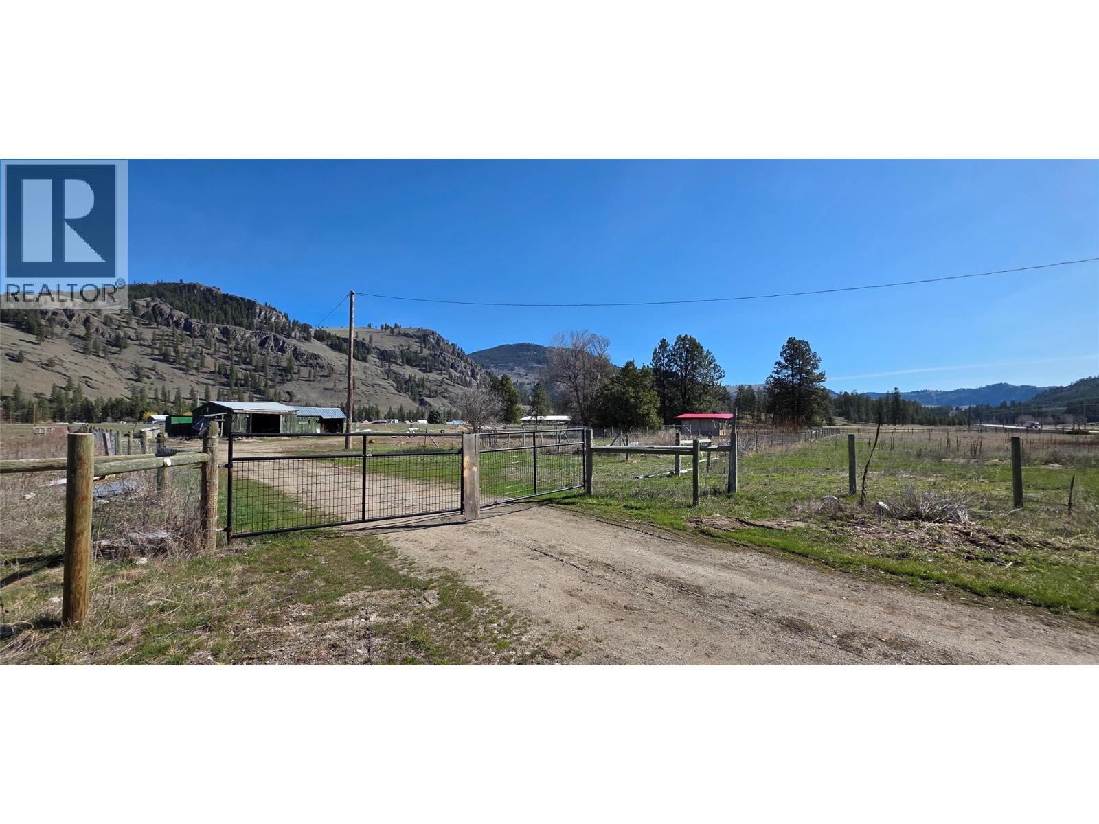 3605 Hwy 3, Rock Creek, British Columbia  V0H 1Y0 - Photo 4 - 10383649