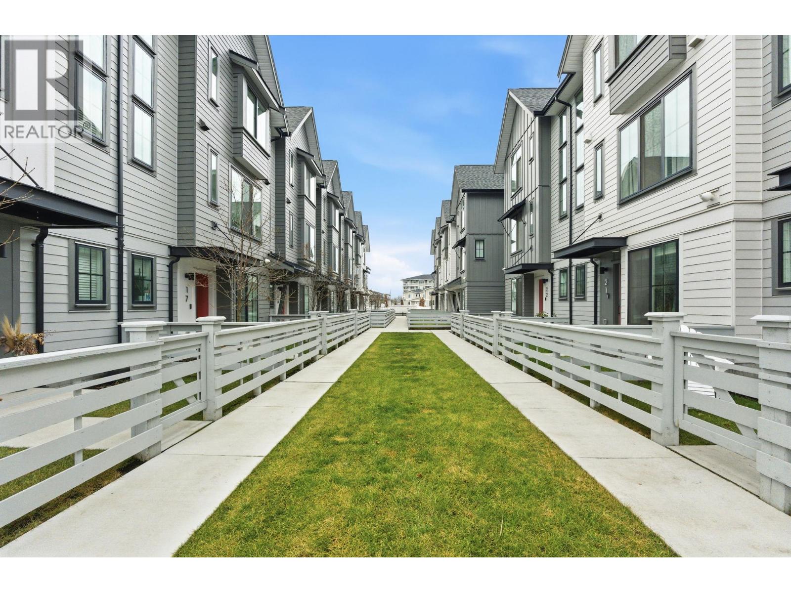 307 Glen Park Drive Unit# 19, Kelowna, British Columbia  V1V 0H1 - Photo 32 - 10383639