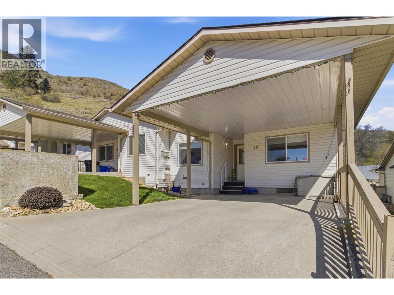 4210 Alexis Park Drive Unit# 10, Vernon, British Columbia  V1T 6H3 - Photo 1 - 10383131