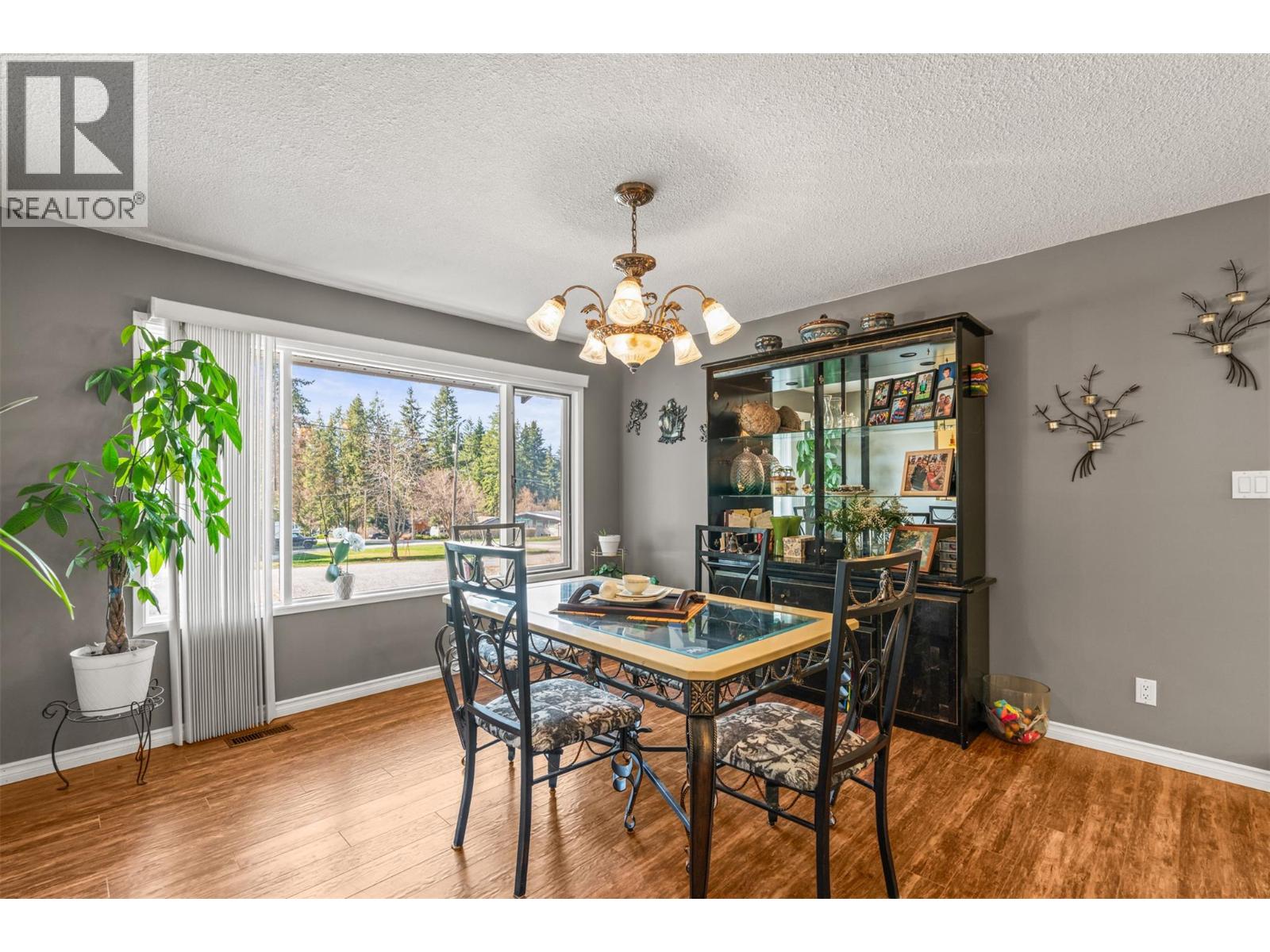 3419 Larch Drive, Armstrong, British Columbia  V4Y 0S8 - Photo 11 - 10382357