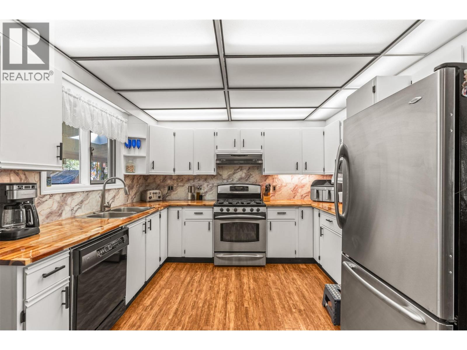 3419 Larch Drive, Armstrong, British Columbia  V4Y 0S8 - Photo 16 - 10382357