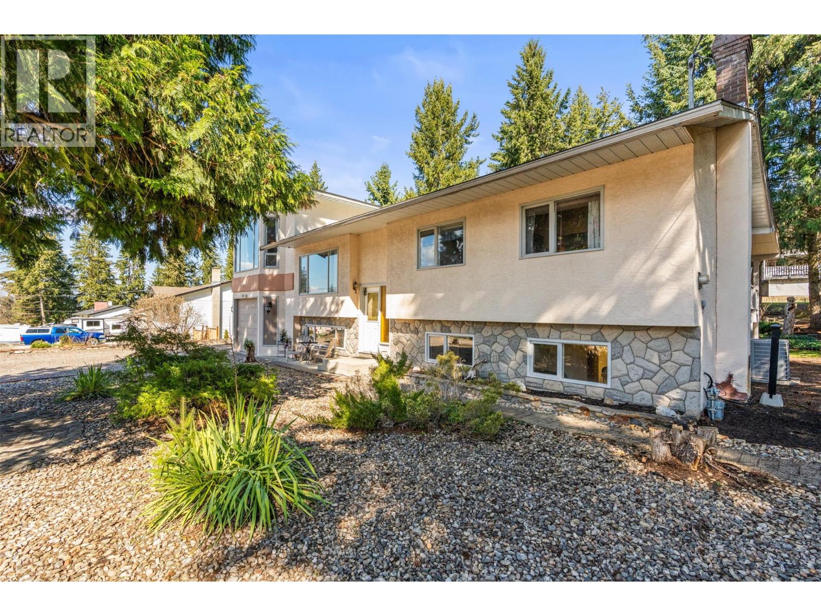 3419 Larch Drive, Armstrong, British Columbia  V4Y 0S8 - Photo 7 - 10382357