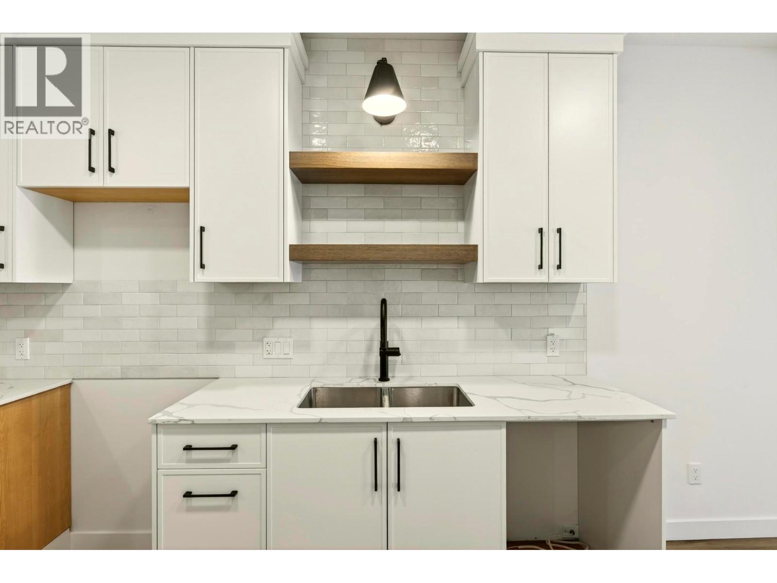 1444 Granite Drive Unit# 4, Golden, British Columbia  V0A 1H0 - Photo 28 - 10383389