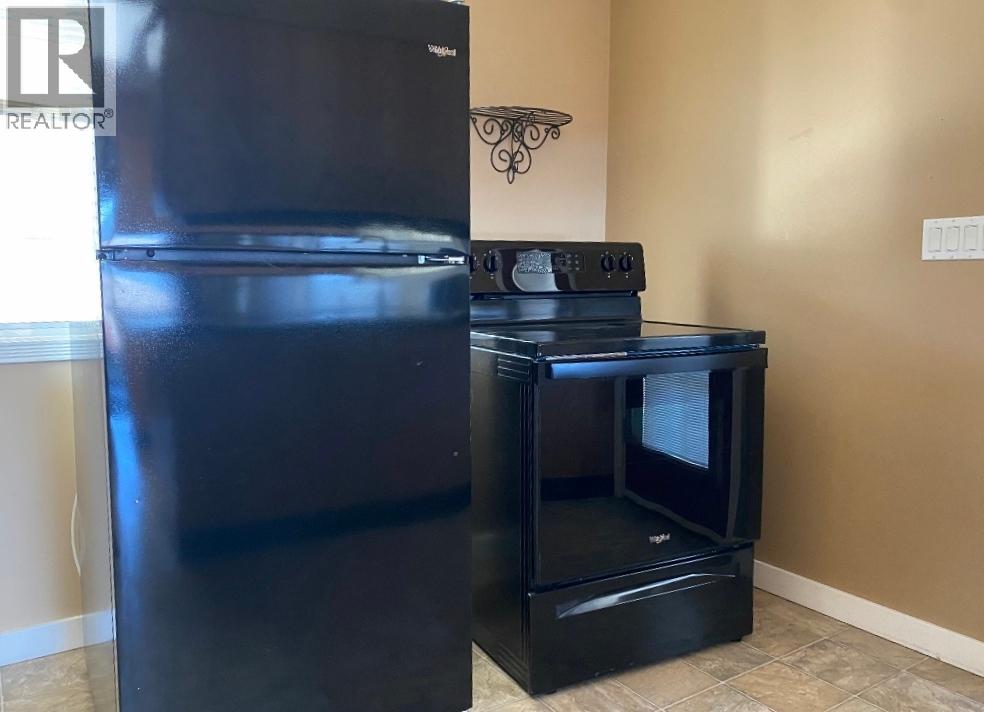 7437 Valley Heights Drive, Grand Forks, British Columbia  V0H 1H0 - Photo 8 - 10383577